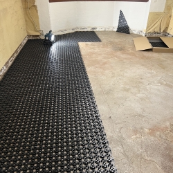 Forberedelse til gulvvarmeinstallation, VVS-arbejde.